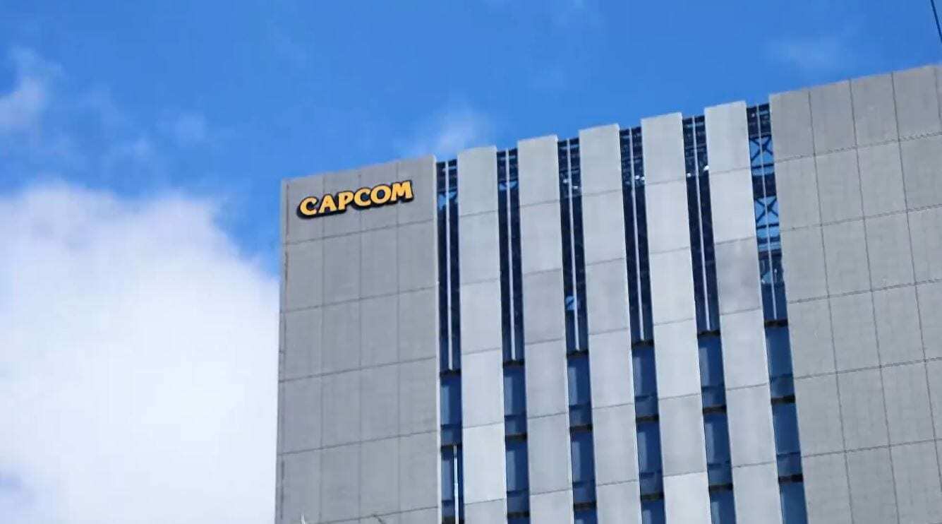 capcom-support-studio-m-two-working-larger-project