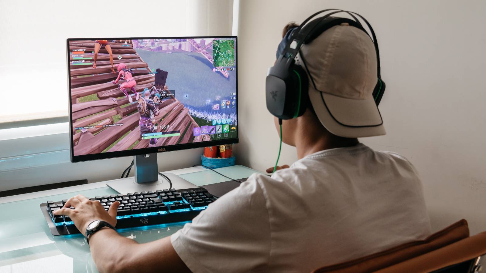 210104133055-beginner-gaming-pc
